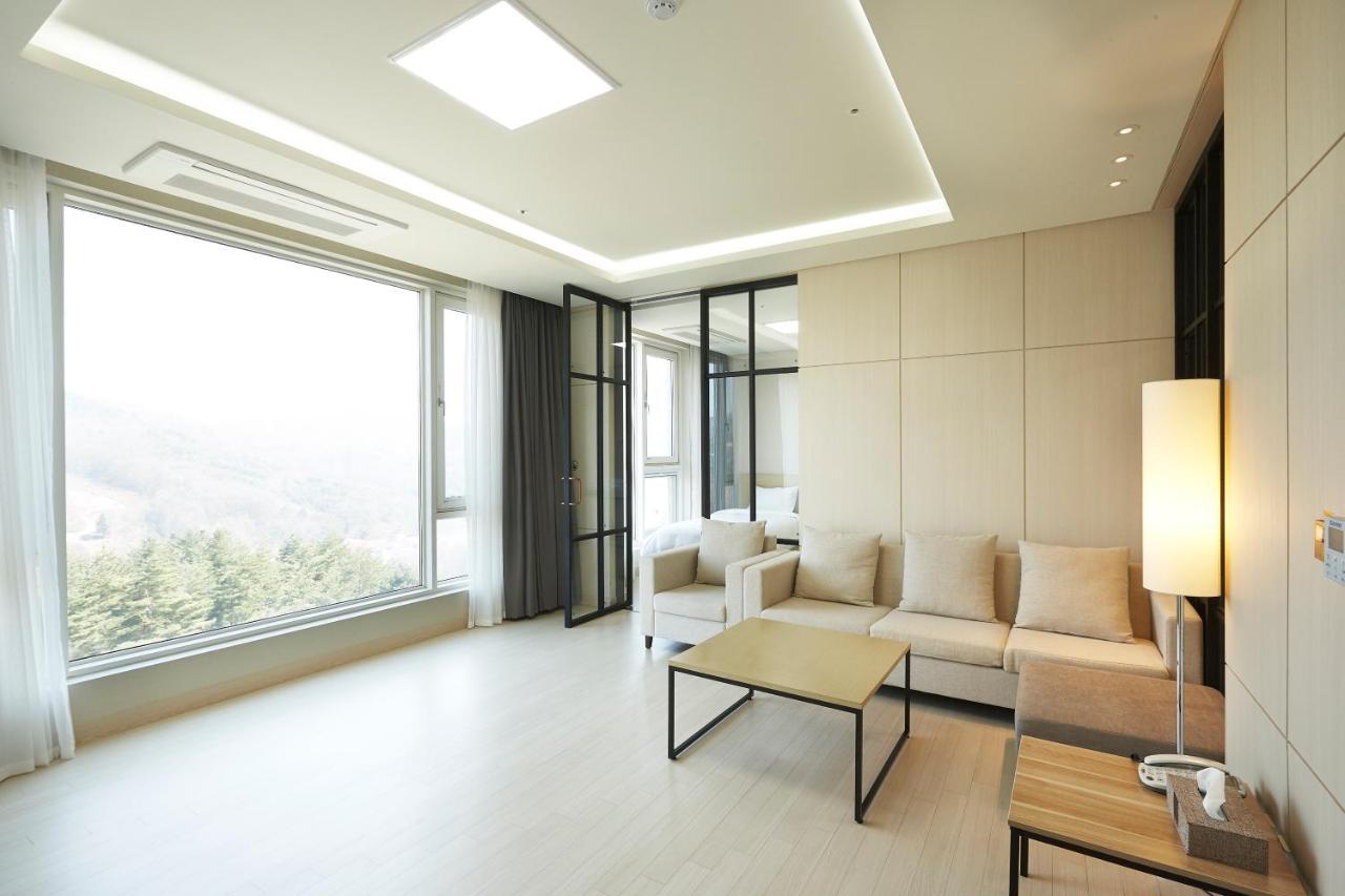 Pyeongchang The White Hotel Ngoại thất bức ảnh