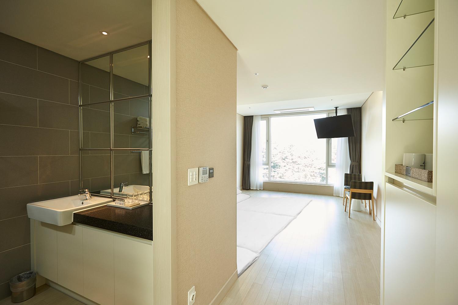 Pyeongchang The White Hotel Ngoại thất bức ảnh