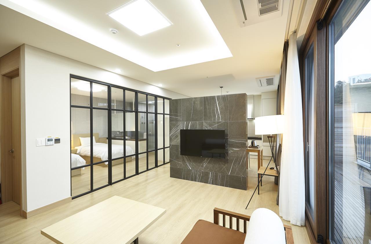 Pyeongchang The White Hotel Ngoại thất bức ảnh