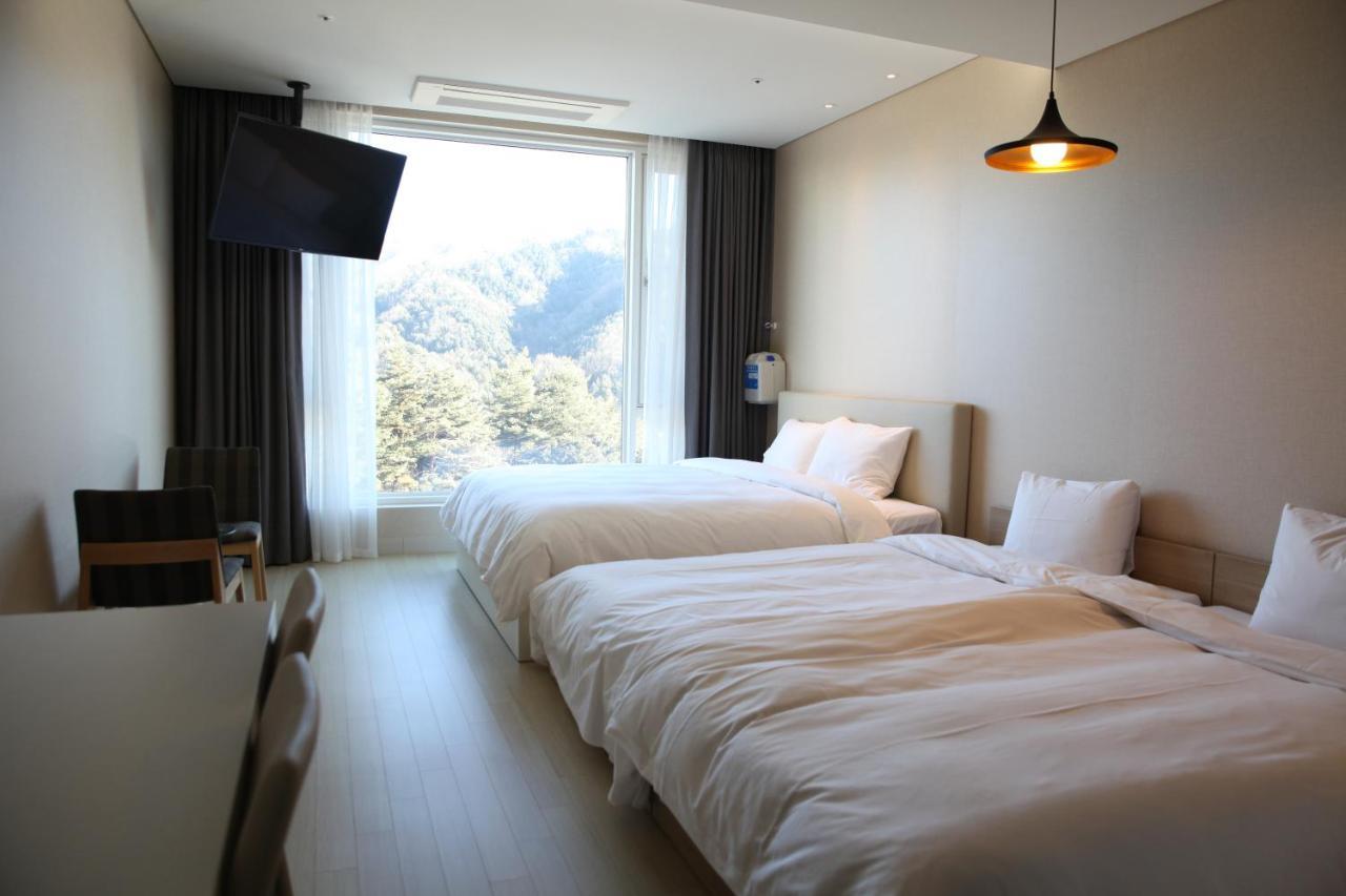 Pyeongchang The White Hotel Ngoại thất bức ảnh